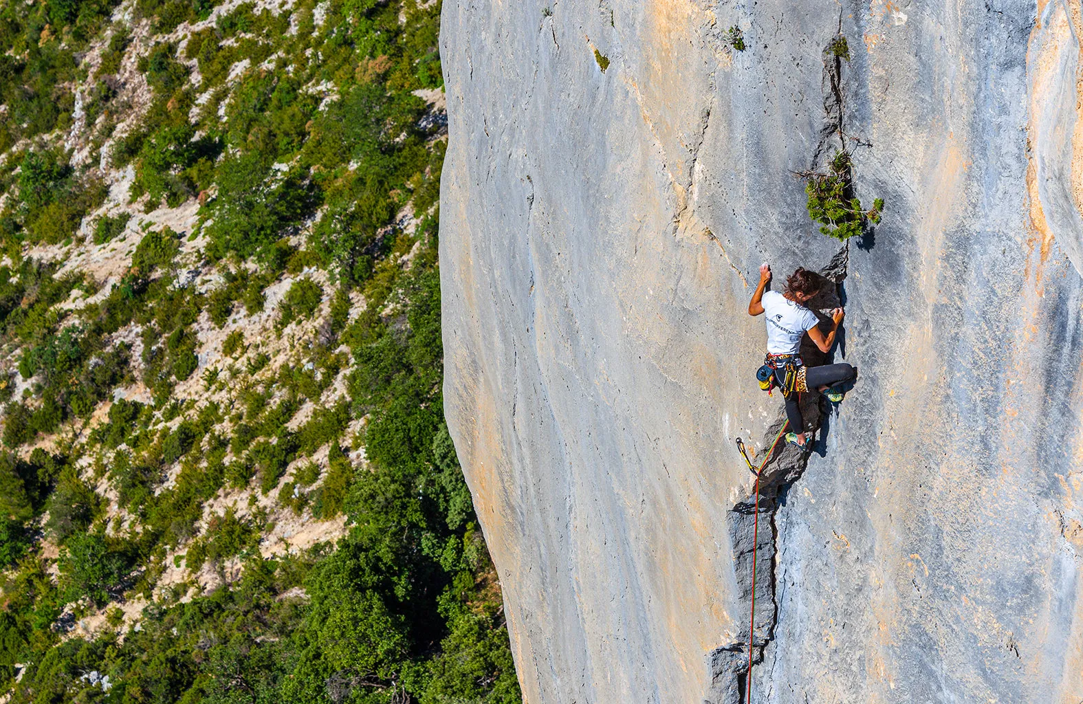 #CLIMBDIFFERENT T-Shirt