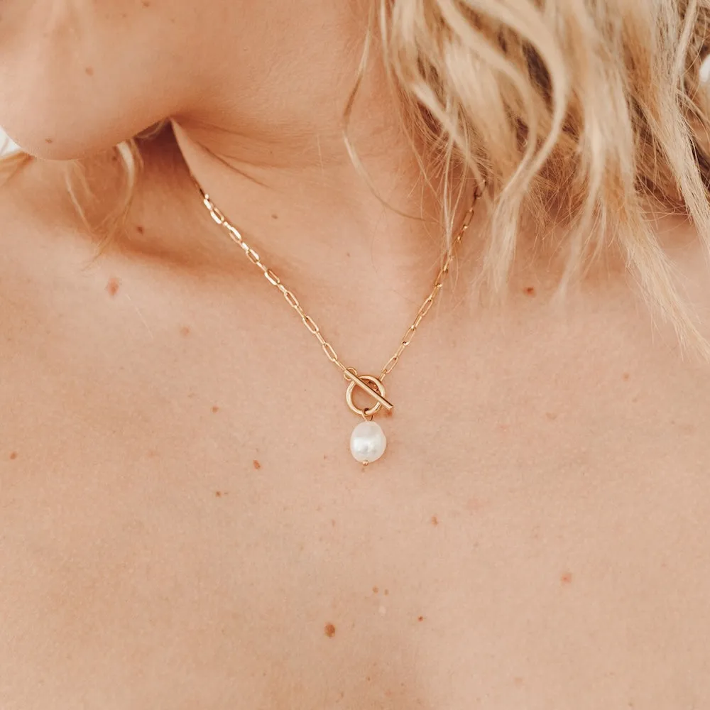 Delicate Toggle Pearl Necklace