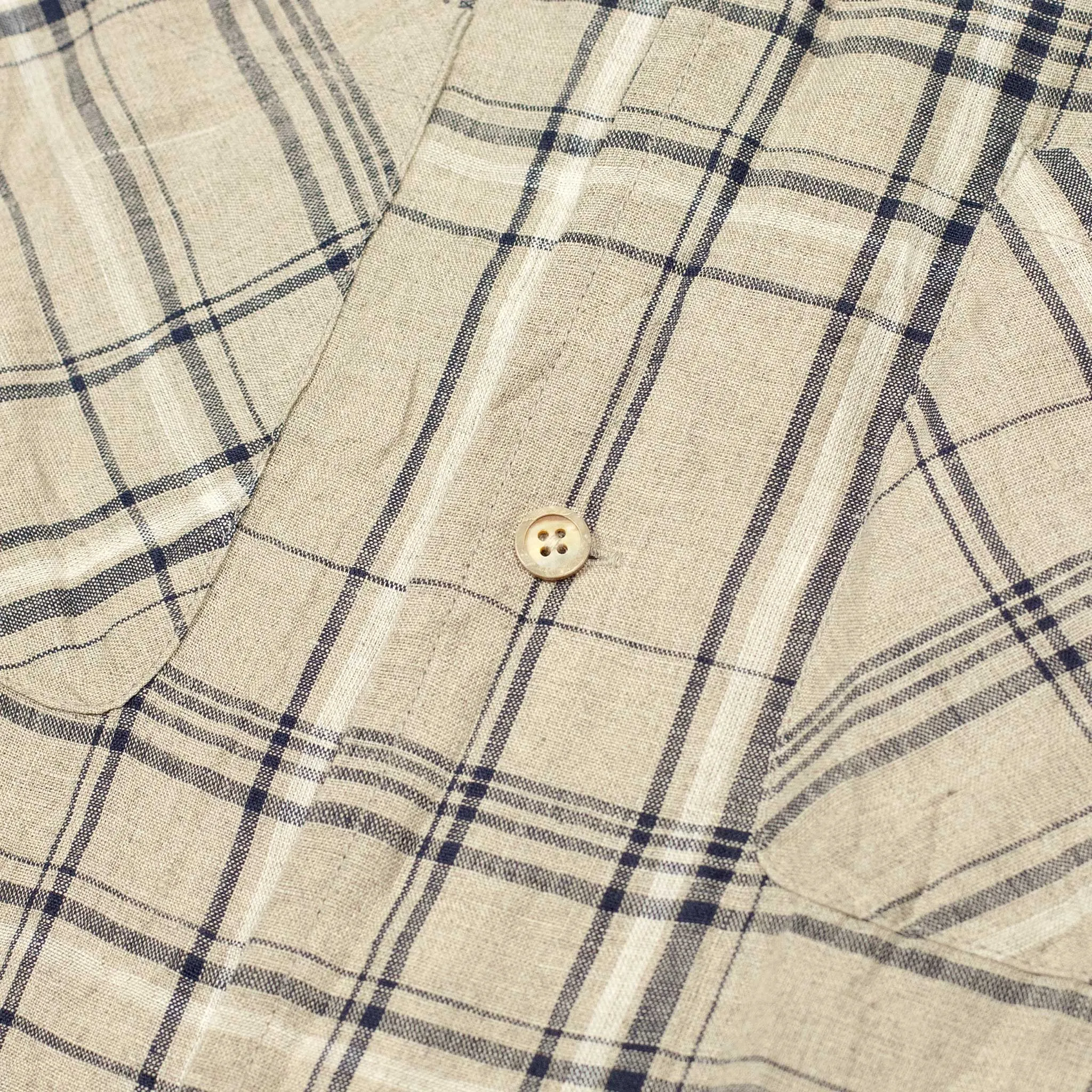 Open collar shirt in natural and navy checked linen