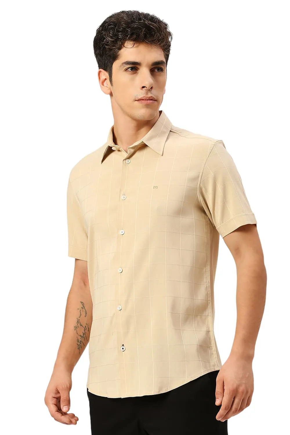 Slim Fit Viscose Polyester Stretch Dobby Checks Halfsleeves Shirt