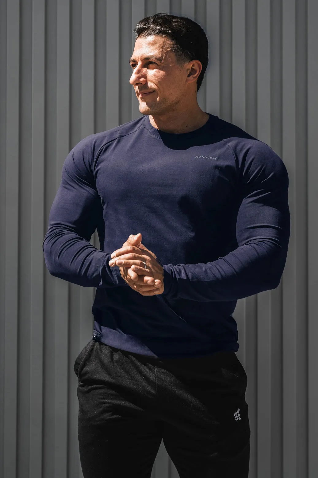 Titan Muscle-Fit Long Sleeve T-Shirt - Navy