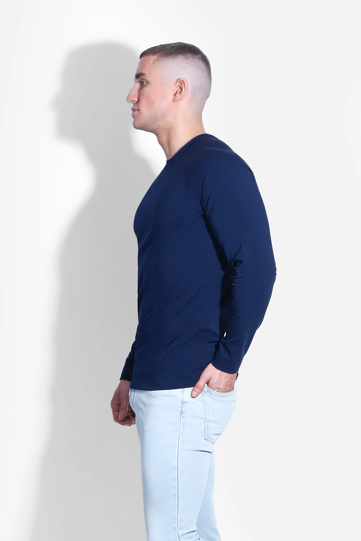 Titan Muscle-Fit Long Sleeve T-Shirt - Navy